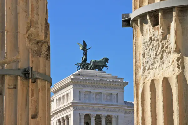 Monument of Victor Emmanuel — Stock Photo, Image