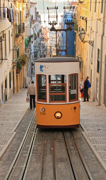 Funicolare (Elevador) a Lisbona, Portogallo — Foto Stock