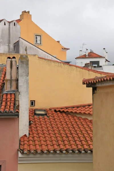 Tegeltak i Lissabon (portugal) — Stockfoto