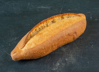 Fırından yeni çıkmış taze ekmek.