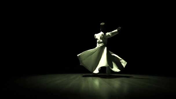 Het Beeld Van Een Wervelende Dervish Duisternis — Stockvideo