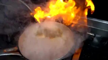 Konya şehrinin geleneksel yiyecek ve tatlıları