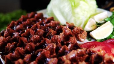 Anadolu 'da yapılan geleneksel bir yemek.