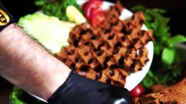 Anadolu 'da yapılan geleneksel bir yemek.
