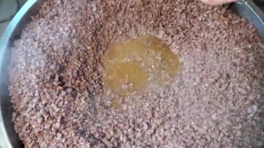 Konya şehrinin geleneksel yiyecek ve tatlıları