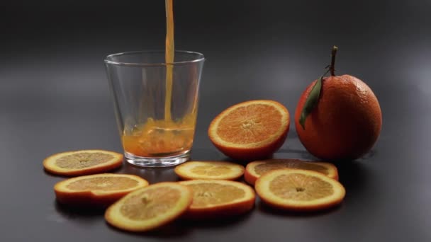Laten Verse Biologische Vruchtensappen Consumeren Voor Een Gezond Leven — Stockvideo
