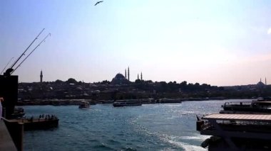 23 Mayıs 2016, Türkiye. Galata Köprüsü 'nden İstanbul' un gün batımı manzarası.