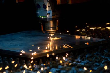 Lazer metal kes cnc makinesi