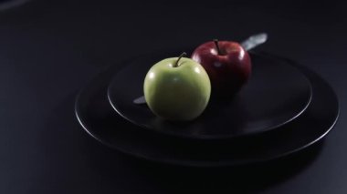 Organik elmaların sade görünümü