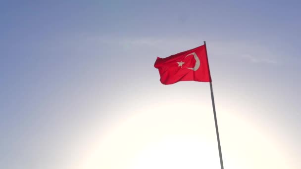 Τουρκική Σημαία Κυματίζει Στο Ηλιοβασίλεμα — Αρχείο Βίντεο
