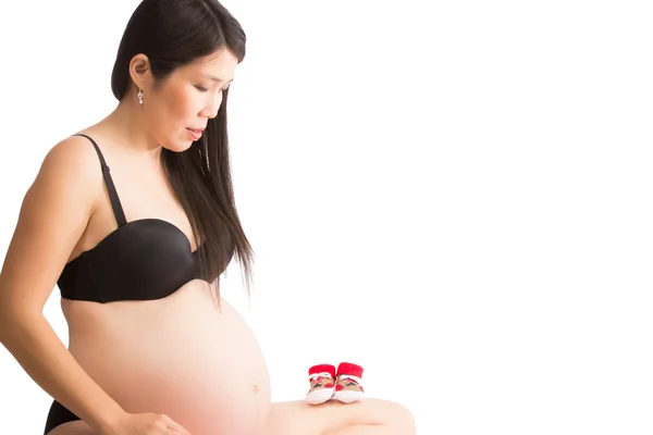 Pregnant Asian Mom — Stock Photo, Image