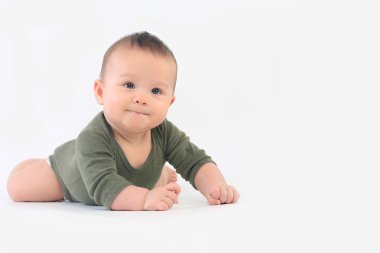 bebek yüz üstü yat döşeme