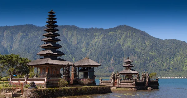 Ulun danau tempel, bali Indonesië Stockafbeelding