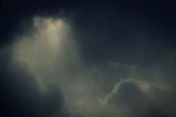 Драматическое небо — стоковое фото