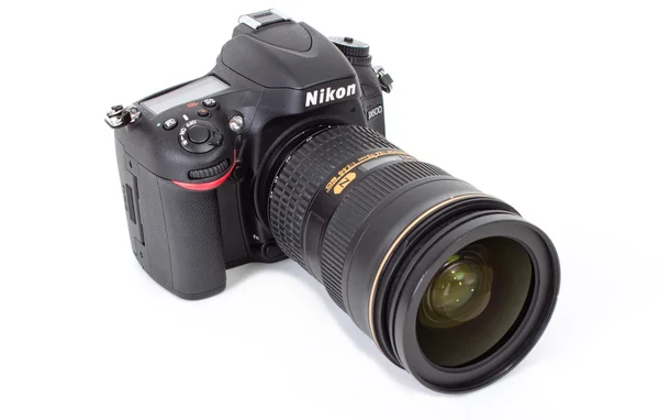 Nikon D600