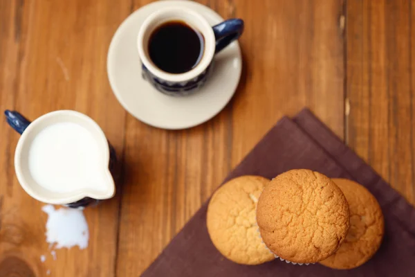 Muffin z kawy, mleka, — Zdjęcie stockowe