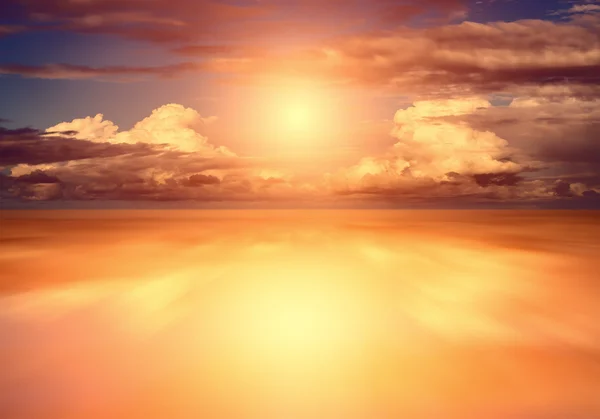 bulutlu gökyüzü Sunrise