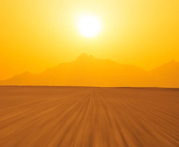 석양에 사막 스톡 사진