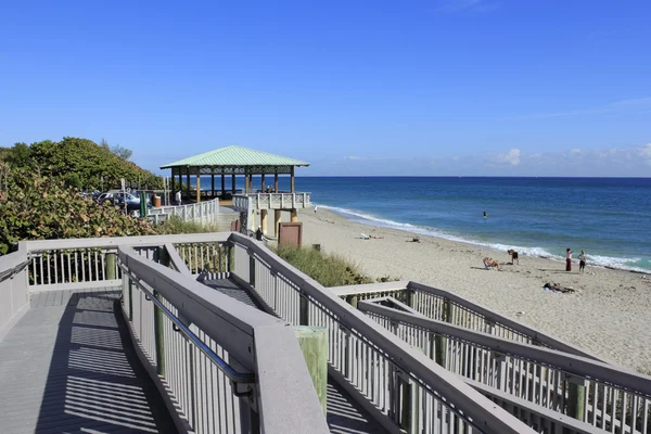 Boca raton beach pavilion gångväg — Stockfoto