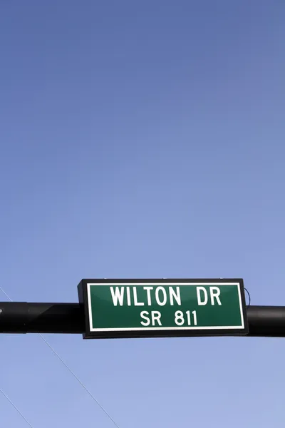 Wilton Drive SR 811 Road Sign