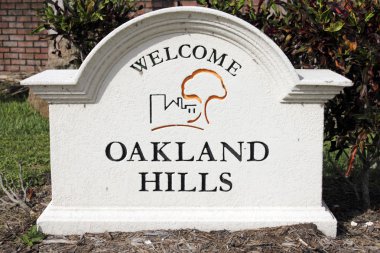 Oakland tepeleri işaret hoş geldiniz.