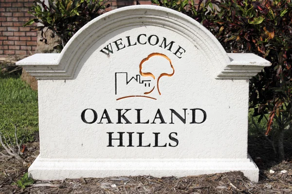 Oakland Hills Señal de bienvenida — Foto de Stock