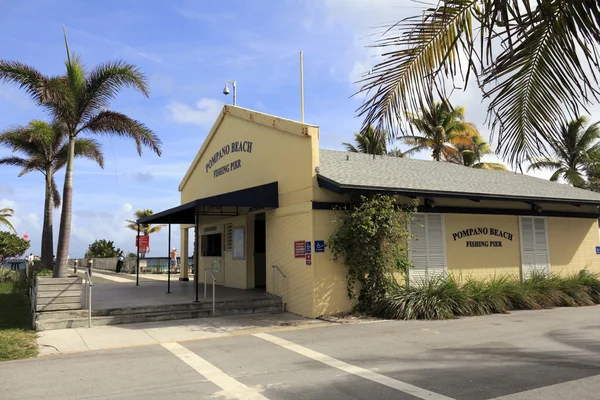 Pompano beach fiskepir — Stockfoto