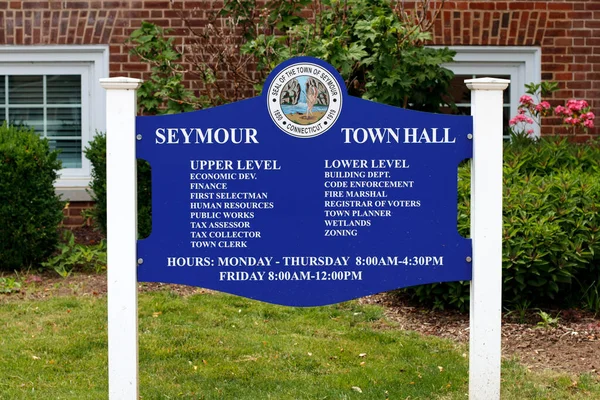 Seymour Usa May 2021 Sign Front Seymour Town Hall Showing — Stock Photo, Image