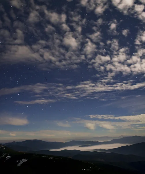 Yıldızlı gece — Stok fotoğraf