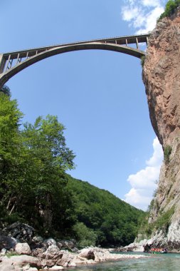 Sal ve köprü