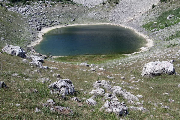 Lago verde — Foto Stock