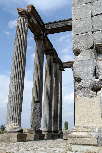 Columnas del templo de Zeus —  Fotos de Stock