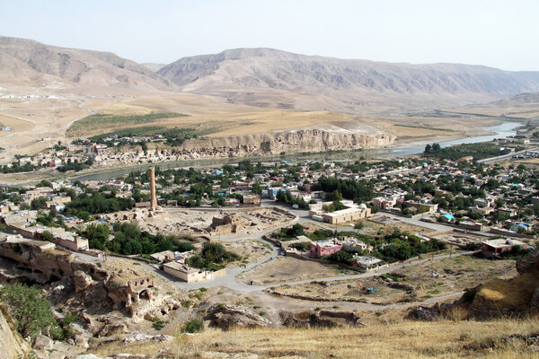Ruins in Hasankeif