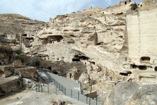 Ruinas y cuevas — Foto de Stock