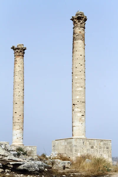 Dos columnas — Foto de Stock
