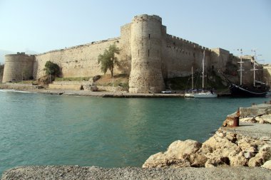 Deniz ve kale