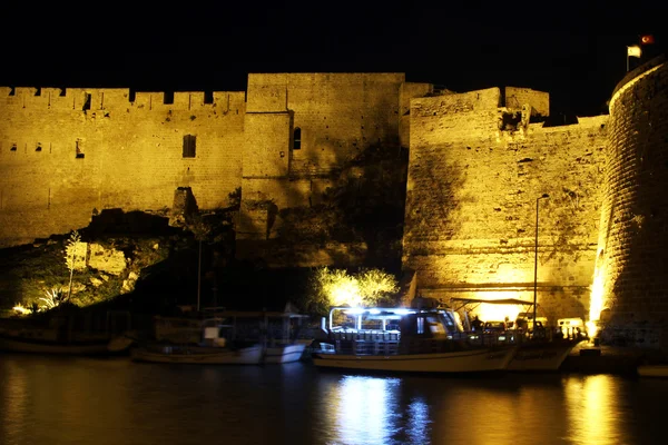 Fortress at night — Stock Photo, Image