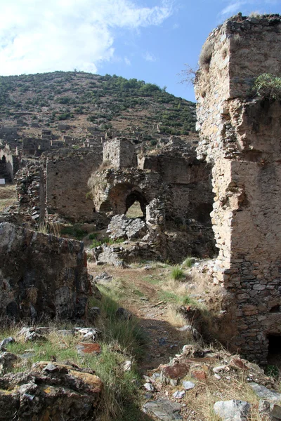 Όρος και ερείπια — Φωτογραφία Αρχείου