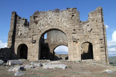 aspendos harabelerde