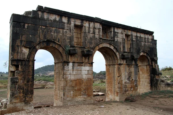 Ruins of gate — Stock Photo, Image