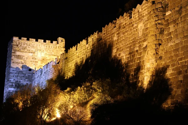 Tower and wall — Stock Photo, Image