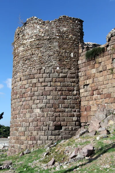 Toren en de muur — Stockfoto