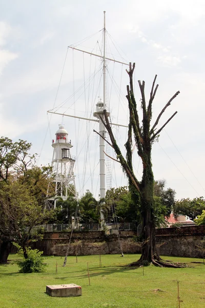 Antenna és a világítótorony — Stock Fotó