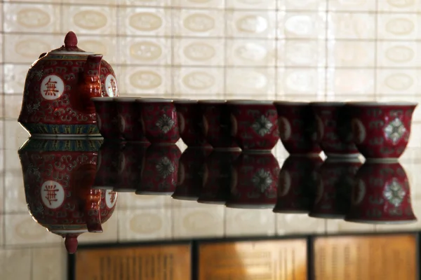 暖水瓶 红茶 — 图库照片