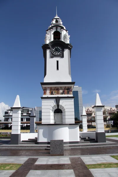 Relógio branco torre — Fotografia de Stock