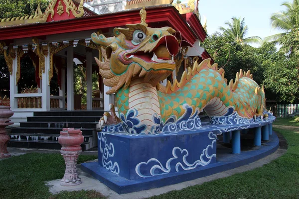 Sculpture og dragon — Stock Photo, Image