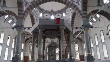 Cami içinde