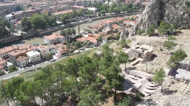 Antiguas ruinas y ríos en Amasya, Turquía — Vídeo de stock