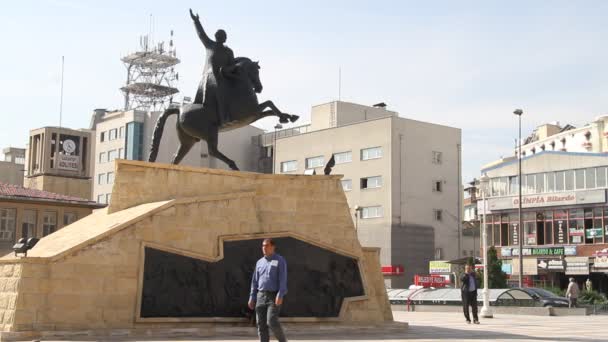 Praça com Ataturk em Gaziantep — Vídeo de Stock