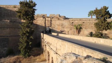 gazimagusta eski taş şehir duvar